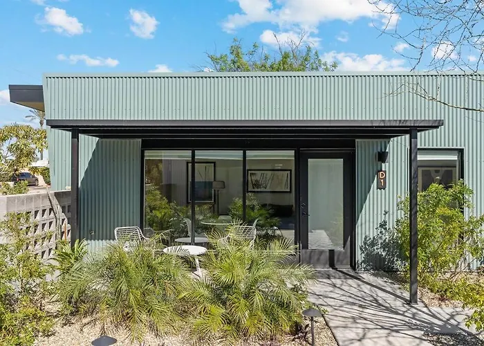 Modern 2-bedroom - 80 Walkscore! Phoenix